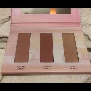 WANDER Beauty Blush and Highlighter Palette NEW